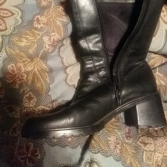Leather Boot - Picture 4 of 4